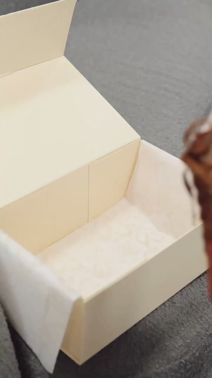 Gaia Sneakers - Cocoa Metálico by Nataly Mendez, Genuine leather upper material, Genuine leather insole lining, Rubber platform lining, Flexible rubber outsole, Handcrafted, 1 inch heel height, 1 inch platform