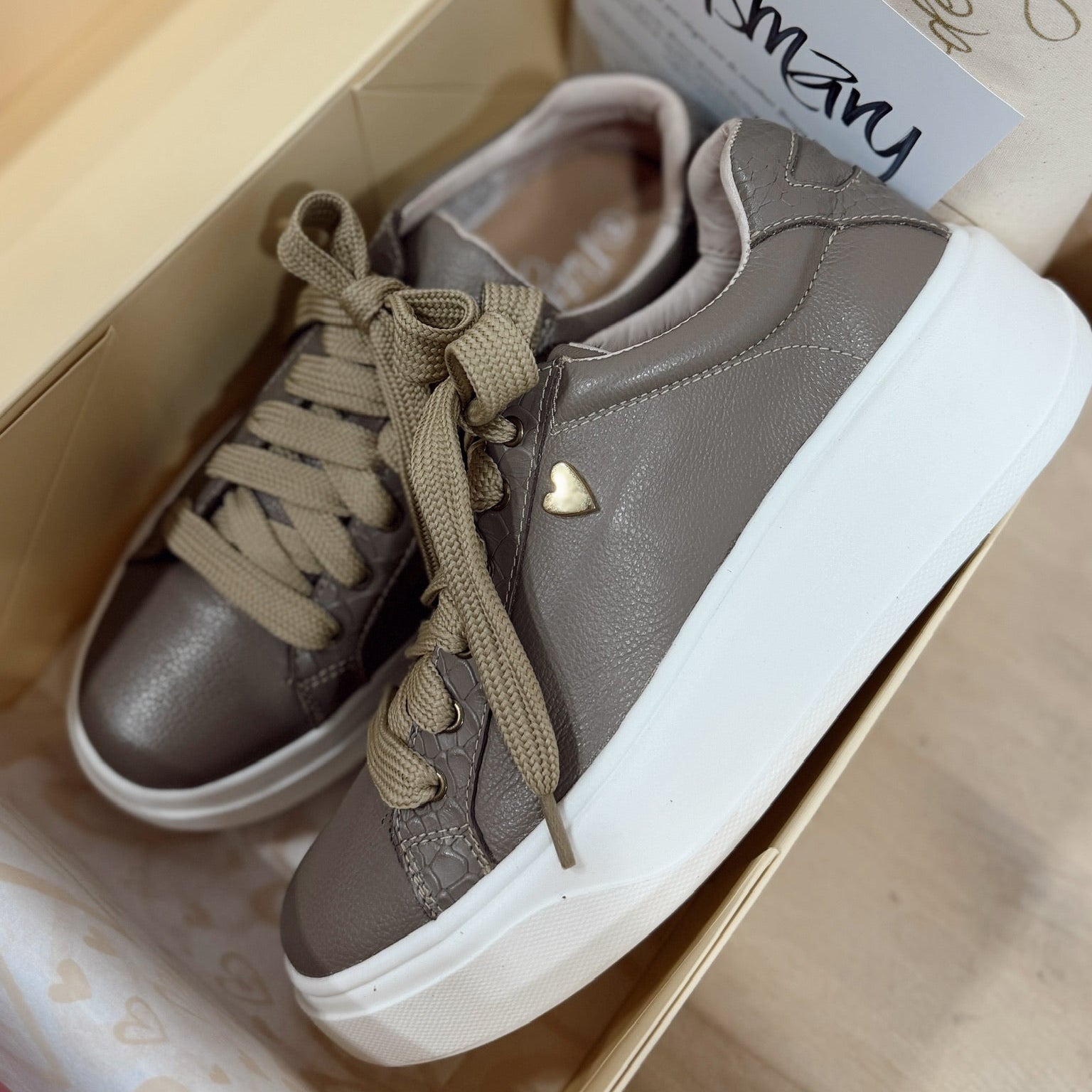 Briana Sneakers - Taupe