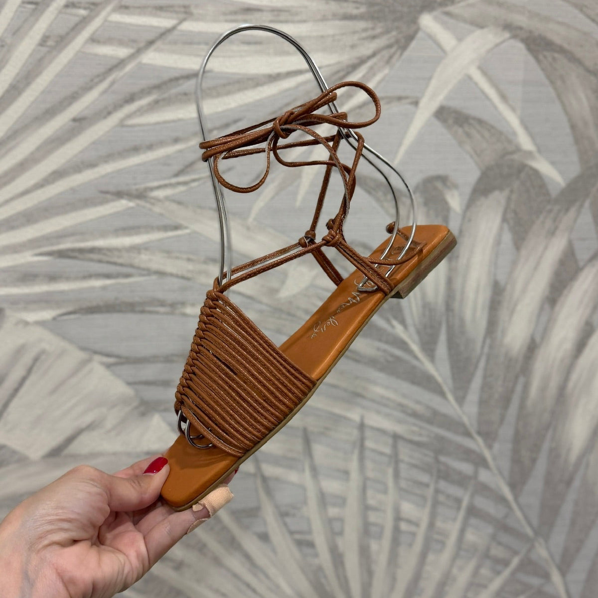 Eva Flats Sandals - Camel
