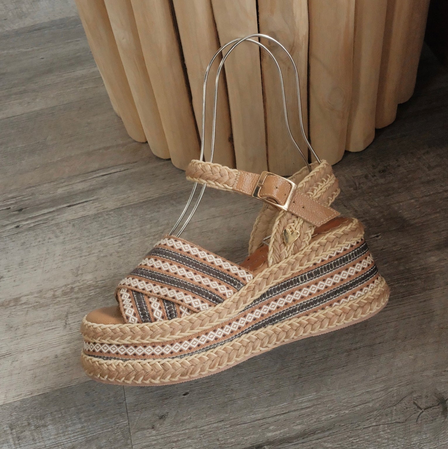 Sandalias Kamila - Camel