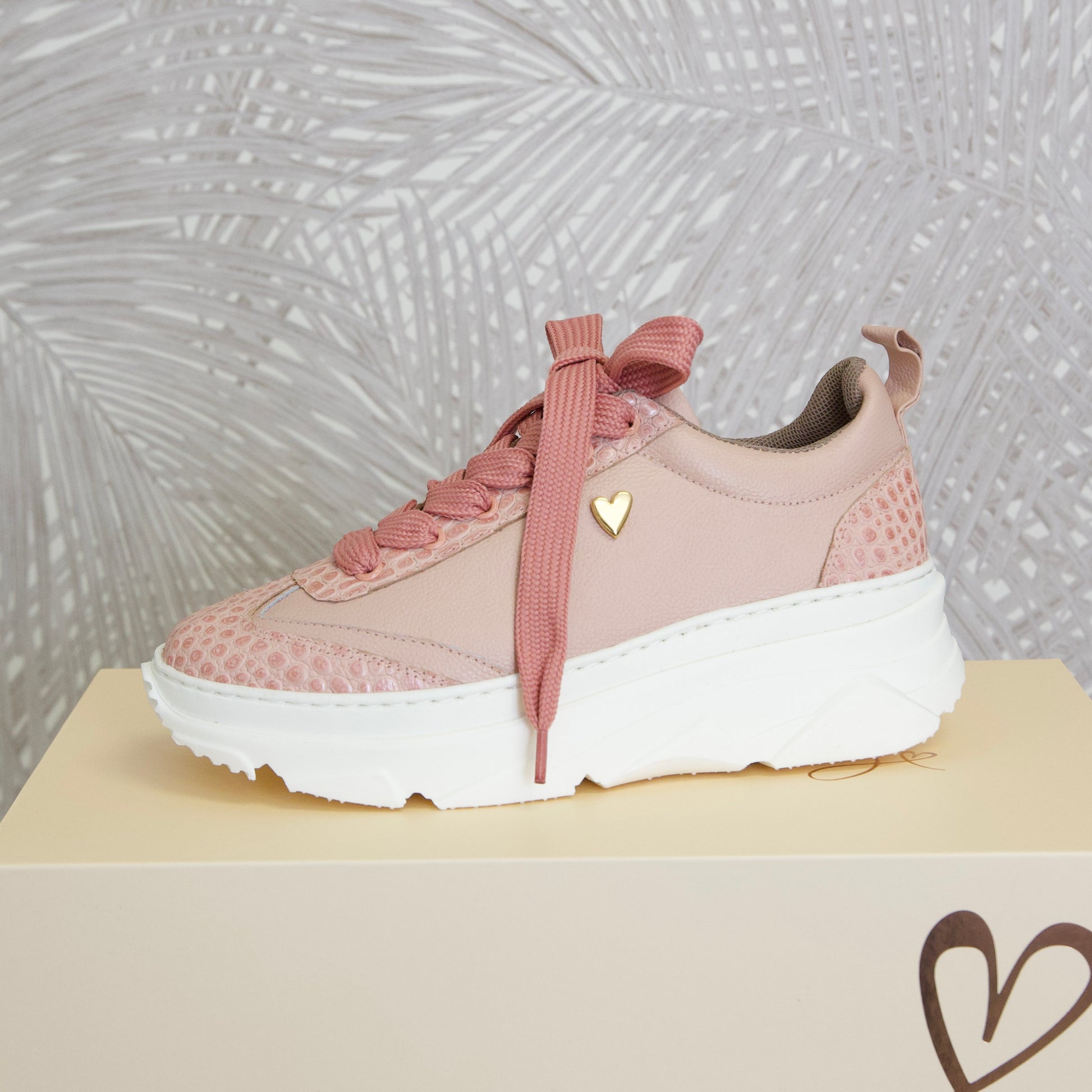  Hassi Sneakers - Pink [ Limited Edition ]