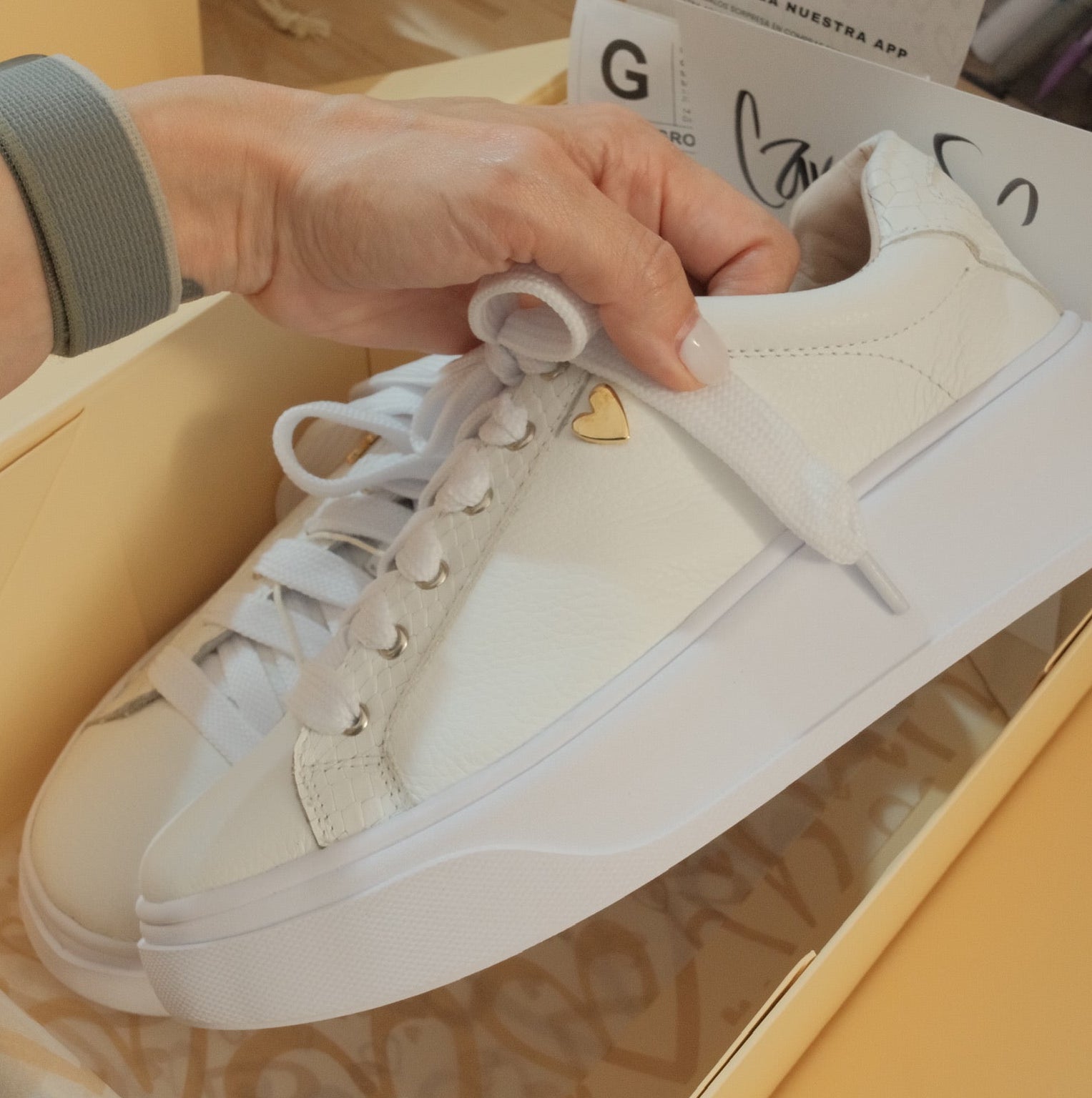 Briana Sneakers - Blanco