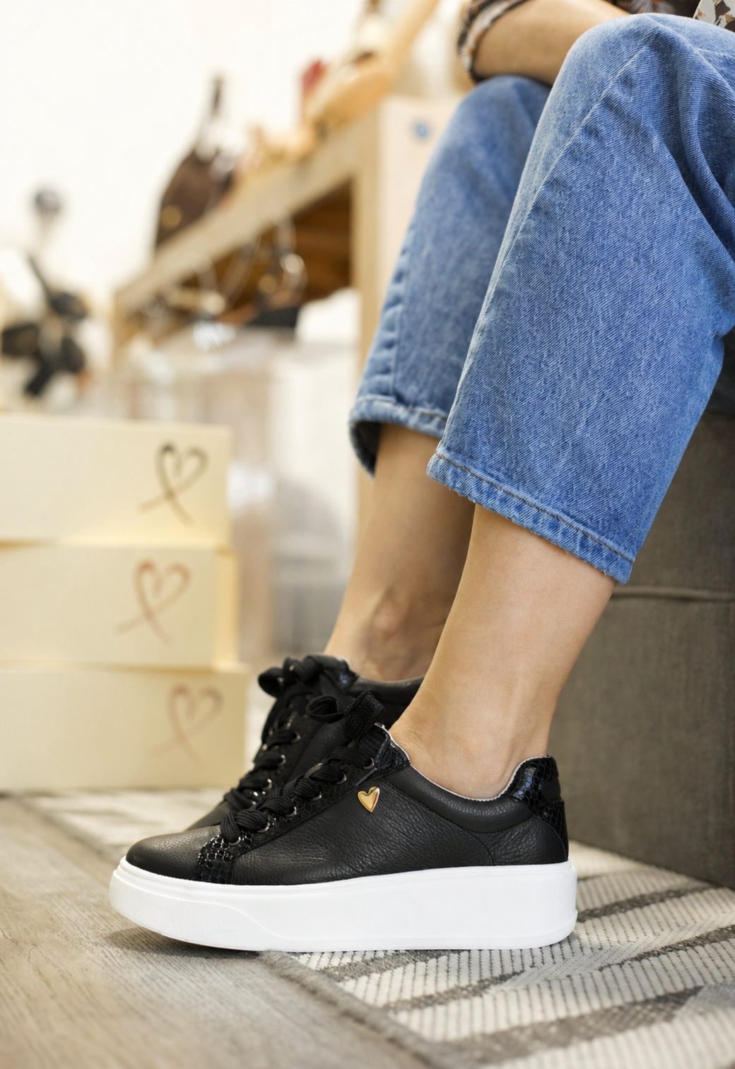 Briana Sneakers - Black [Deluxe]