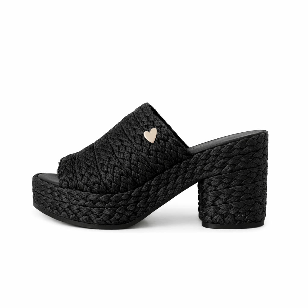 Lizzie Sandals - Black