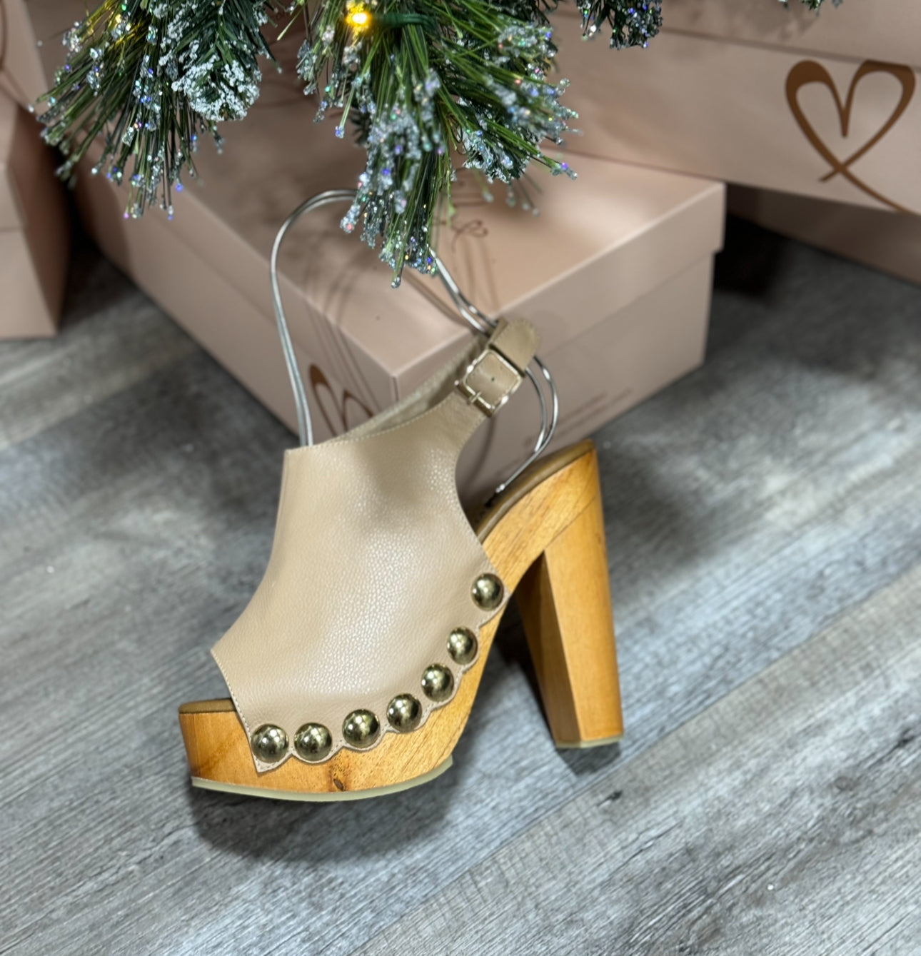 Adele Nude - High Heels by Nataly Mendez, Wooden heel Genuine leather upper Genuine leather insole Handmade 5.5 inch heel height 1.75 inch platform