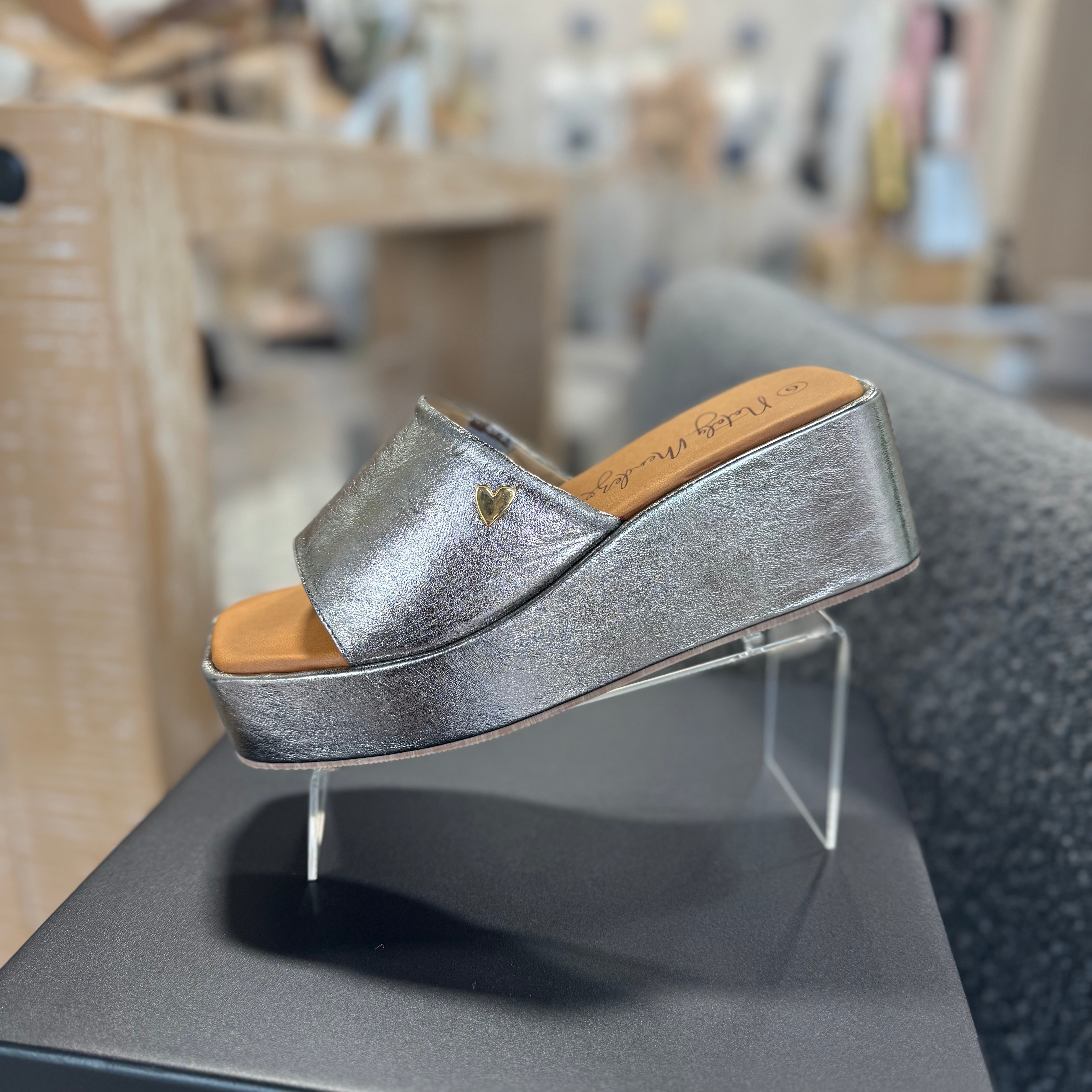 Beth Sandals - Silver by Nataly Mendez, Genuine leather upper material Genuine leather insole lining Hand made 2.5 inch heel height 1.2 inch platform Wide band upper Open toe Slide style