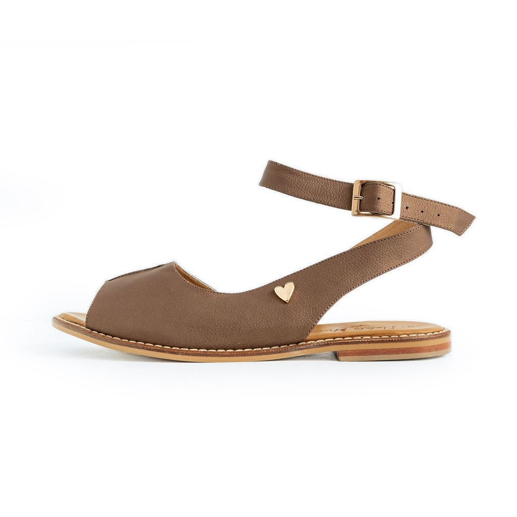 Jess Flat Sandals - Brown by Nataly Mendez, Genuine leather, Insole lining made of leather Italian, Heel height .5 cm Handmade