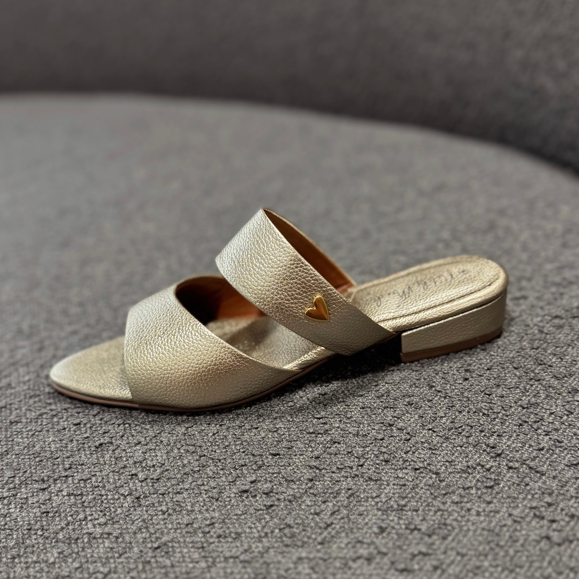 Sarah Flats - Gold by Nataly Mendez, Genuine leather; Insole lining made of leather Italian, Heel height .5 cm Handmade