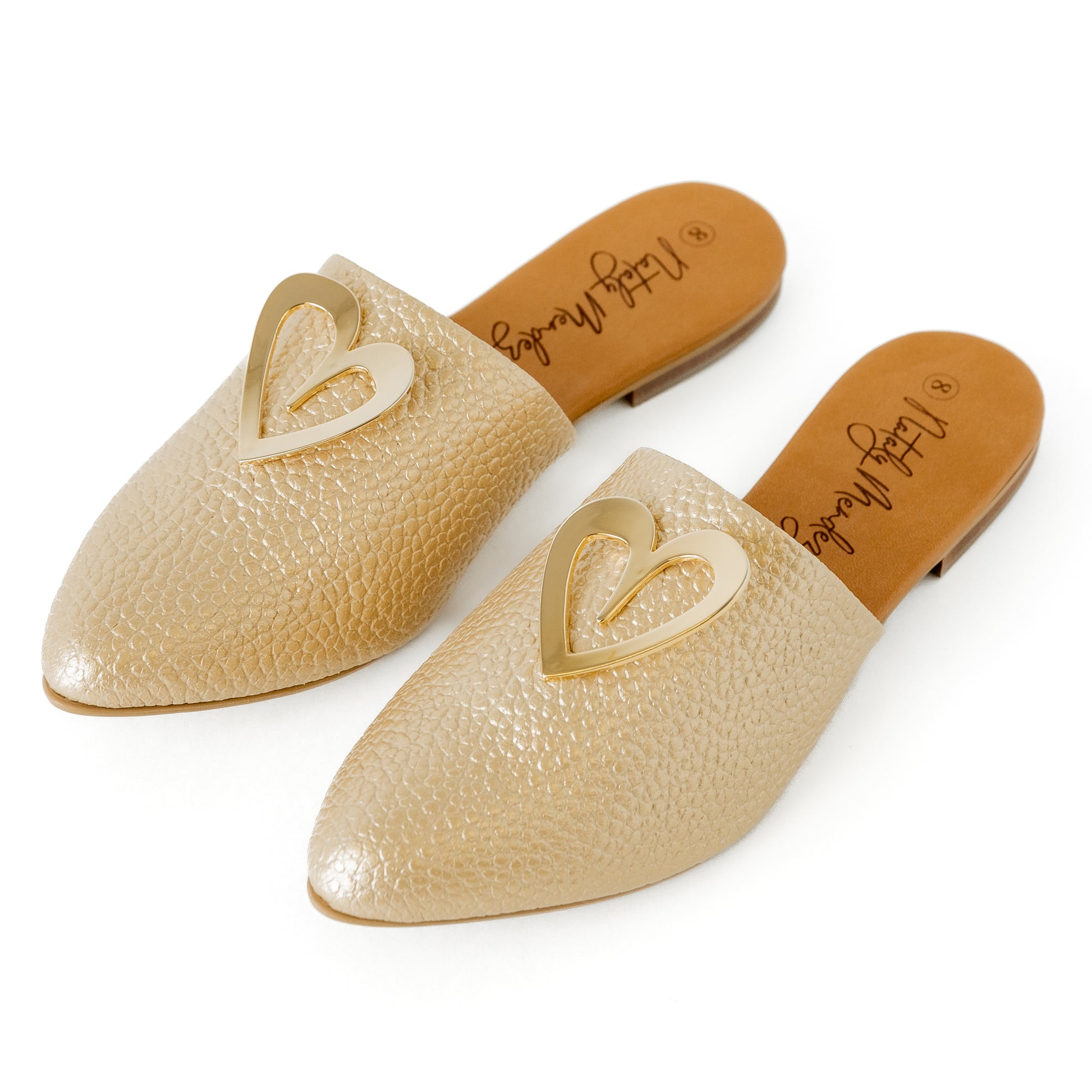 Tina Gold by Nataly Mendez FEATURES  Genuine leather  Insole lining made of leather Italian sole Heel height .5 cm Handmade