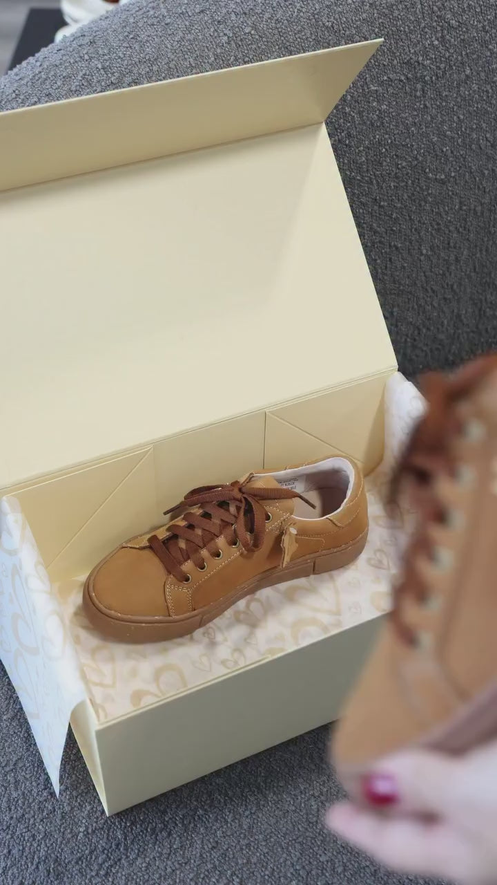 Gaia Sneakers - Camel