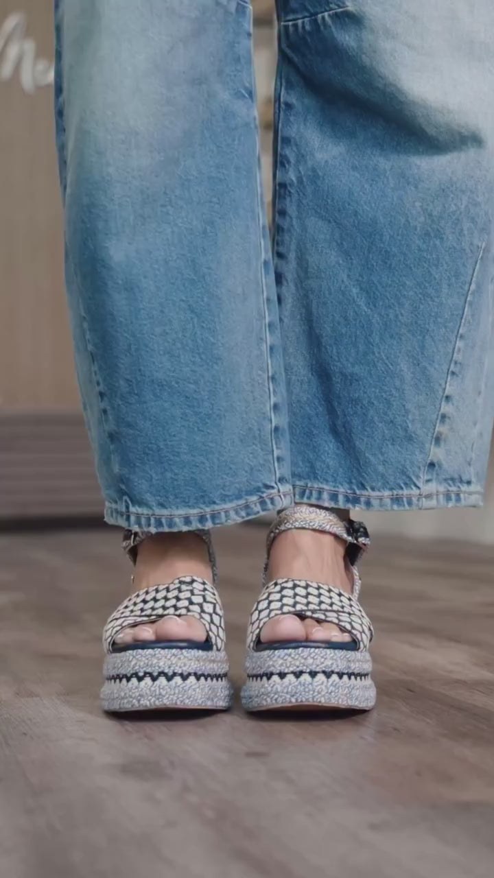 Kamila Sandals - Blue