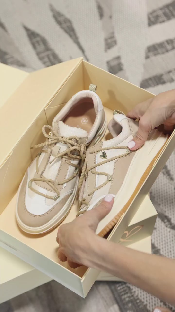 Joelle Sneakers - Beige