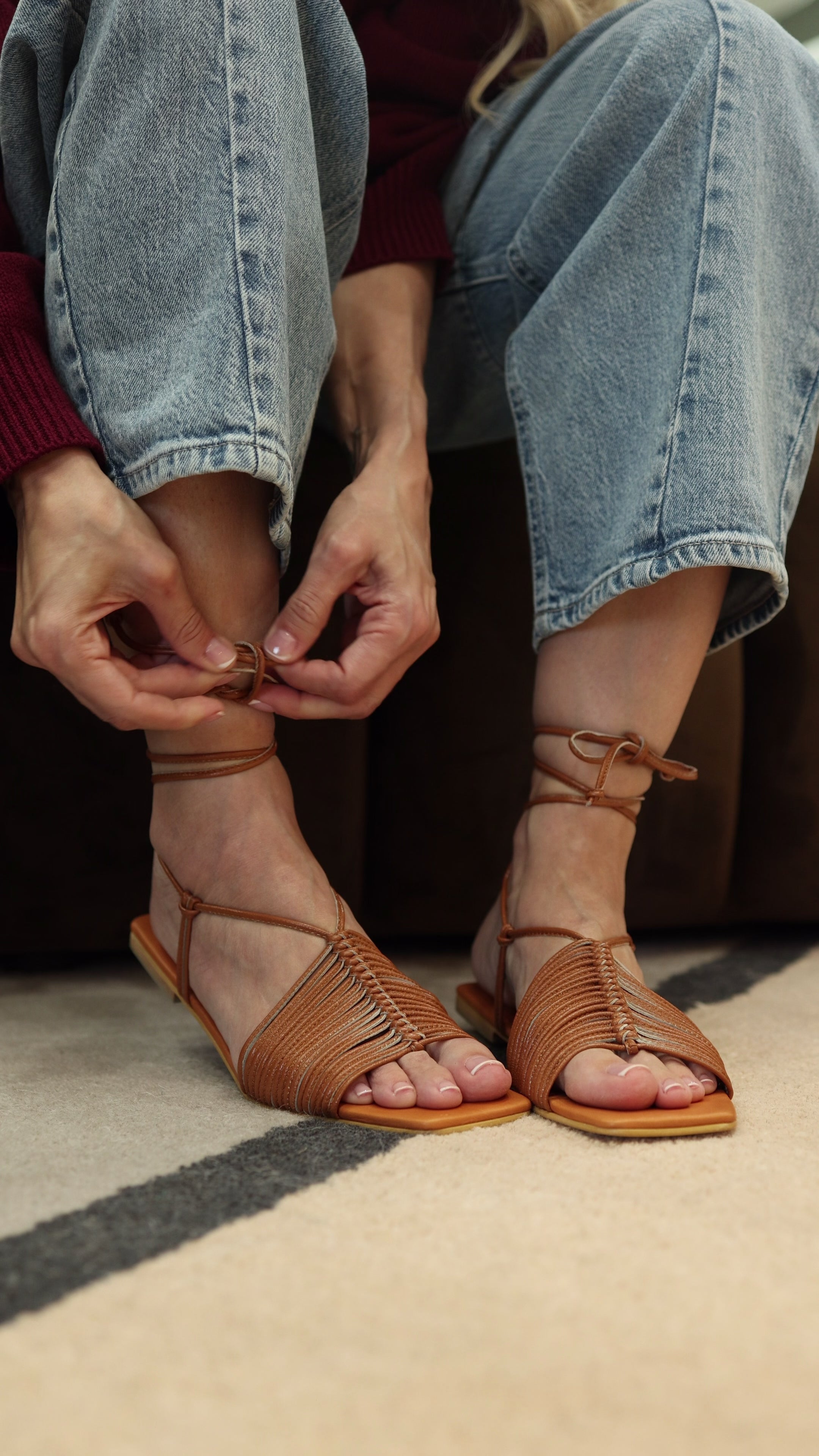 Eva Flats Sandals - Camel