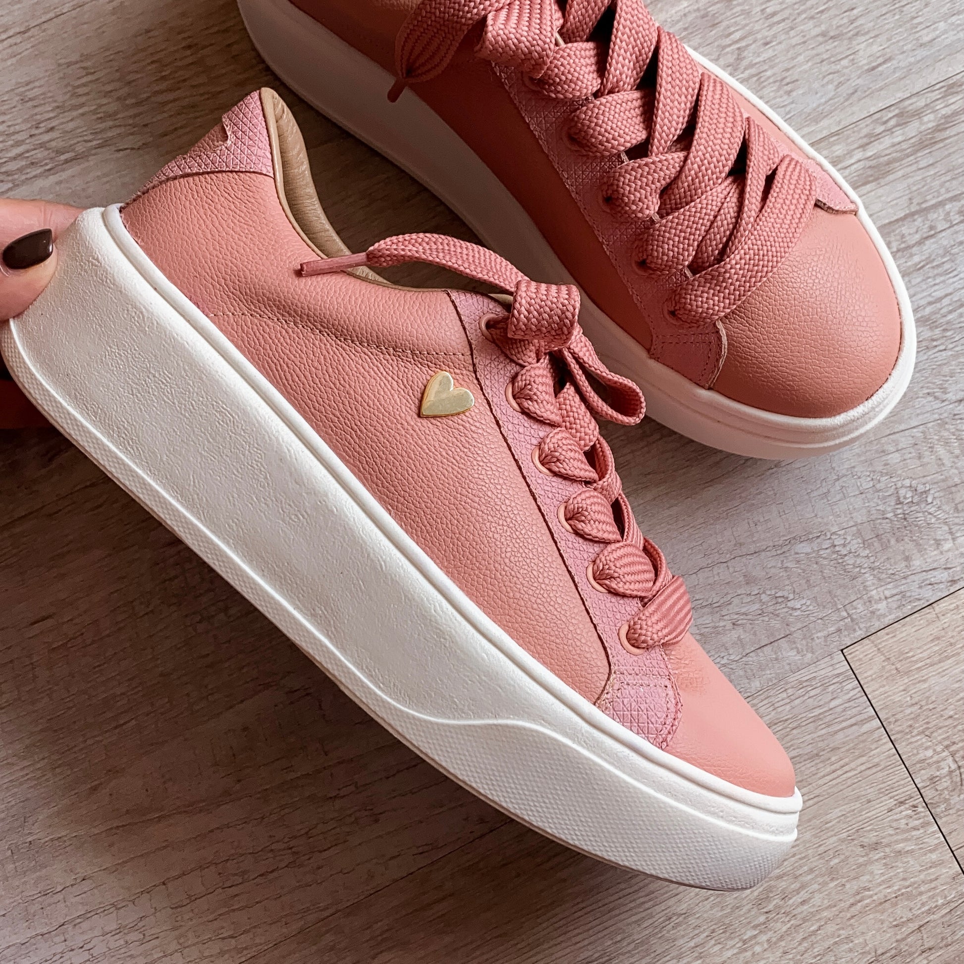 Briana Pink Sneakers by Nataly Mendez Genuine leather upper material Genuine leather insole lining Rubber platform lining American sizes Flexible rubber outsole Hand made 1.5 inch heel height 1 inch platform