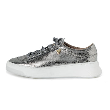 Krista Sneakers Silver by Nataly Mendez. Genuine leather upper material Genuine leather insole lining Rubber platform lining American sizes Flexible rubber outsole Handcrafted 1.5 inch heel height 1 inch platform