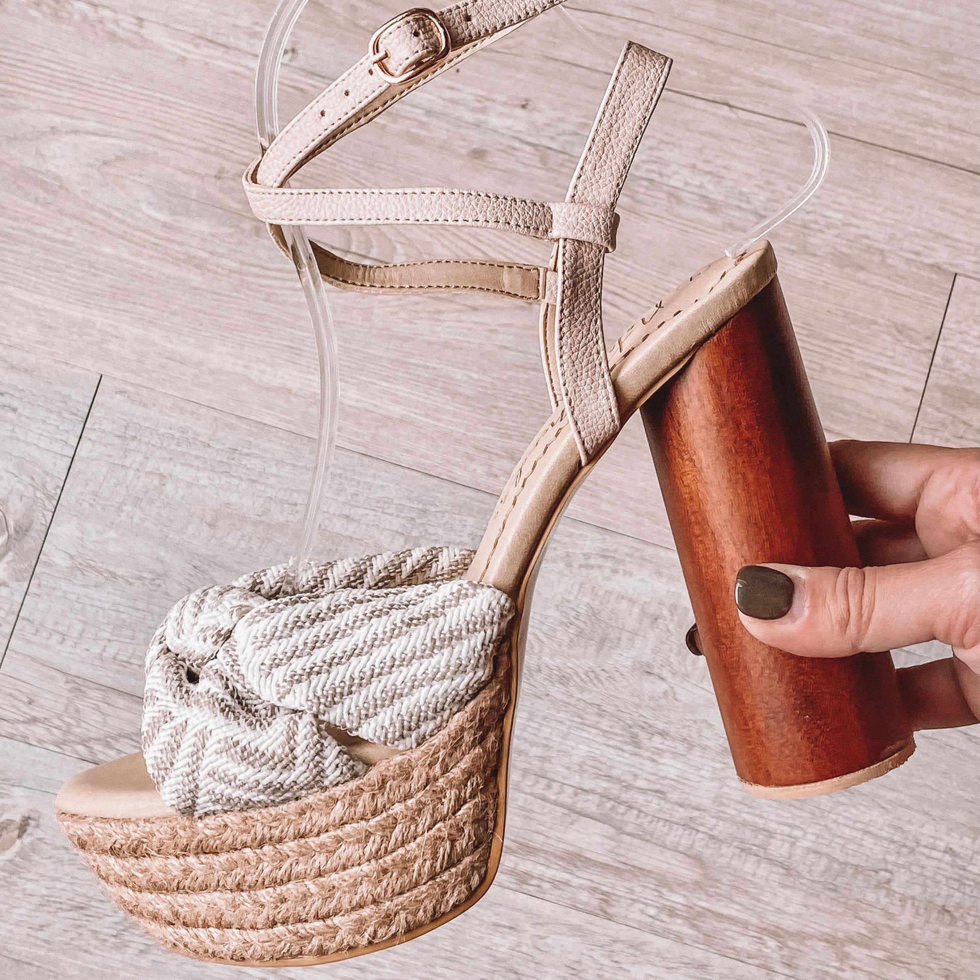Sandal Lenna Sculptural by Nataly Mendez. Cylindrical wooden heel Platform lined with natural jute Fabric upper Genuine leather back. Handmade 5.25 inch heel height 1.75 inch platform