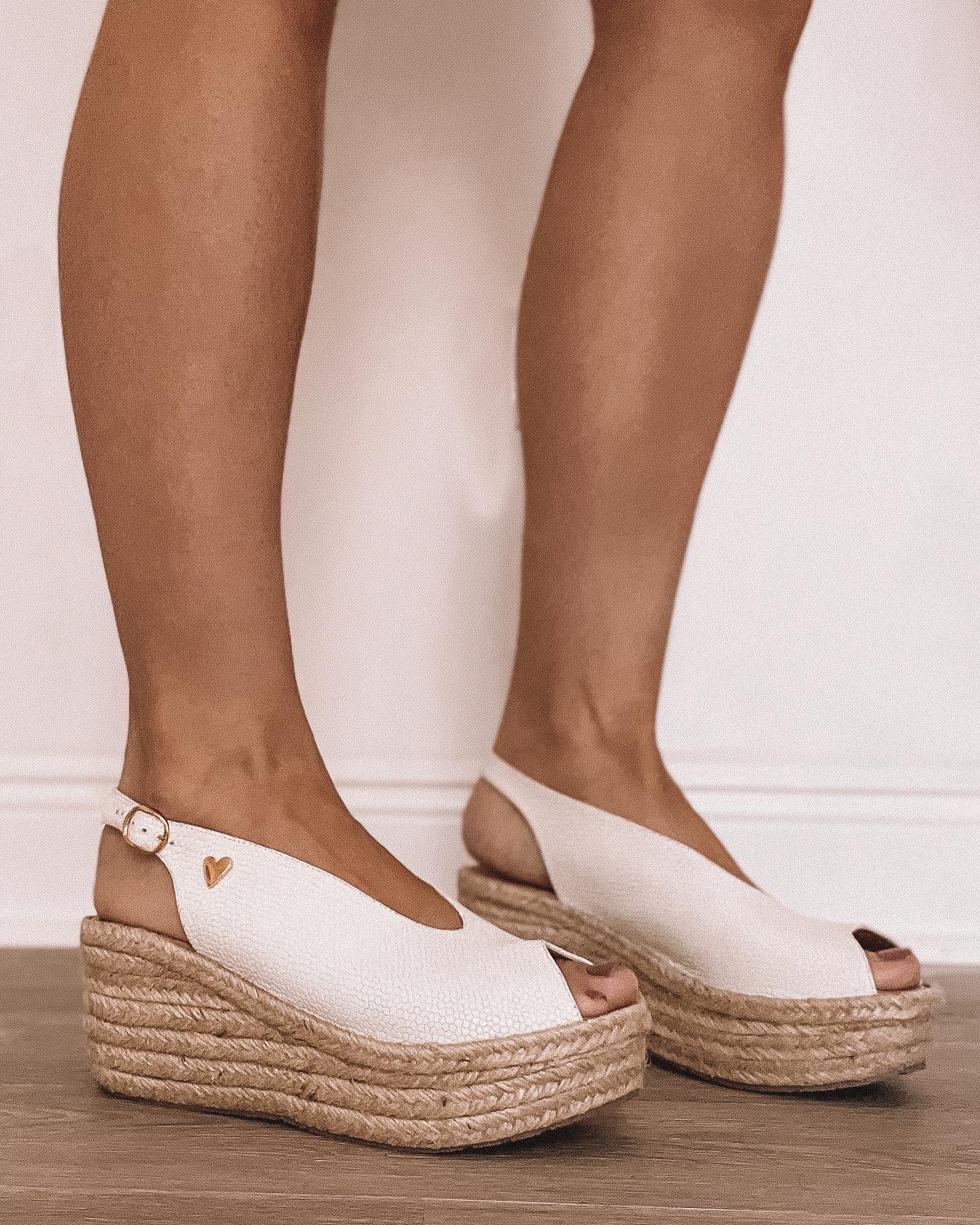 Sandal Tarah Espadrilles by Nataly Mendez. Genuine leather upper material Leather insole lining Flexible rubber sole Handmade 3 inch heel height 1.75 inch platform
